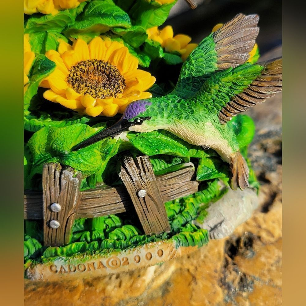 ‎Hummingbird Sunflower Trinket Box - Picture 7 of 15
